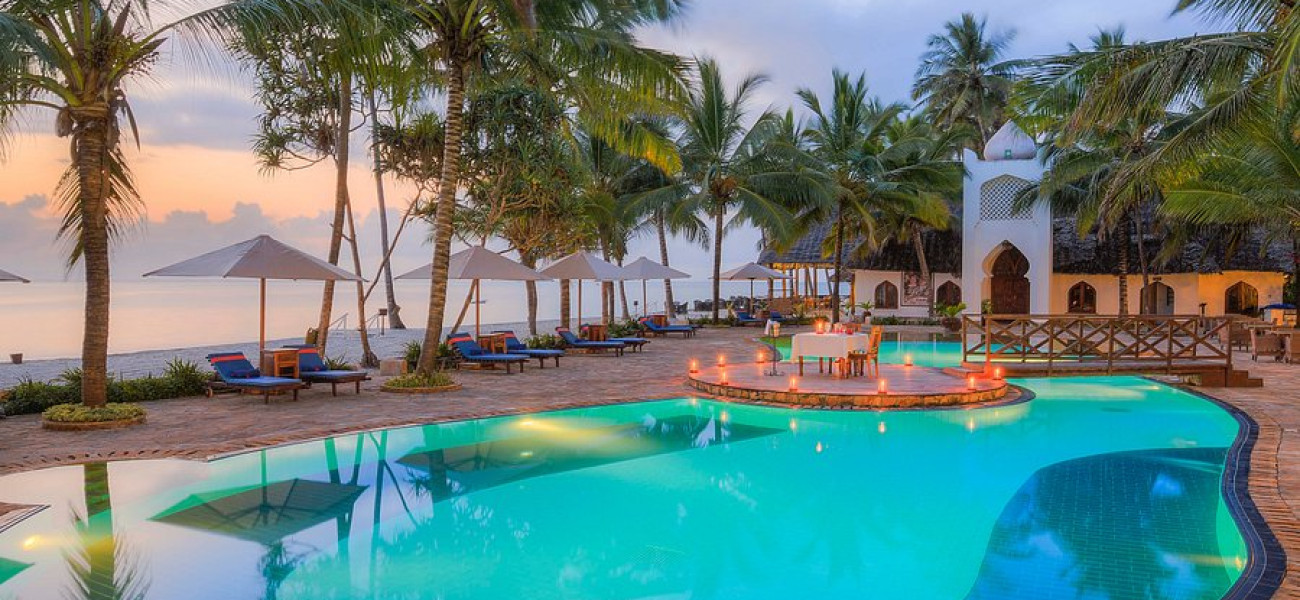 Sultan Sands Island Resort